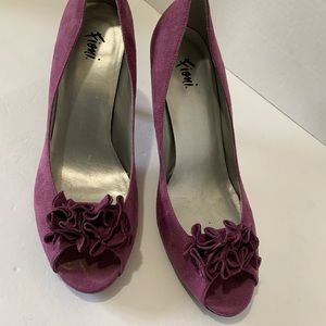 Fioni Faux Suede Shoes, size 10